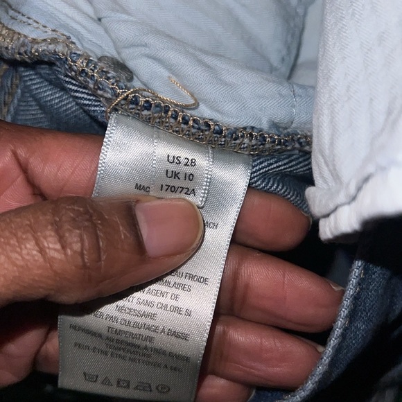 We The Free, Free People Denim Frayed Hem Women's Shorts size 28 - Picture 10 of 12